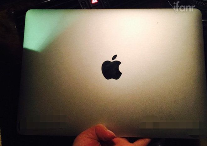 Správy naznačujú príchod 12 palcového MacBook Air v druhom kvartáli tohto roka