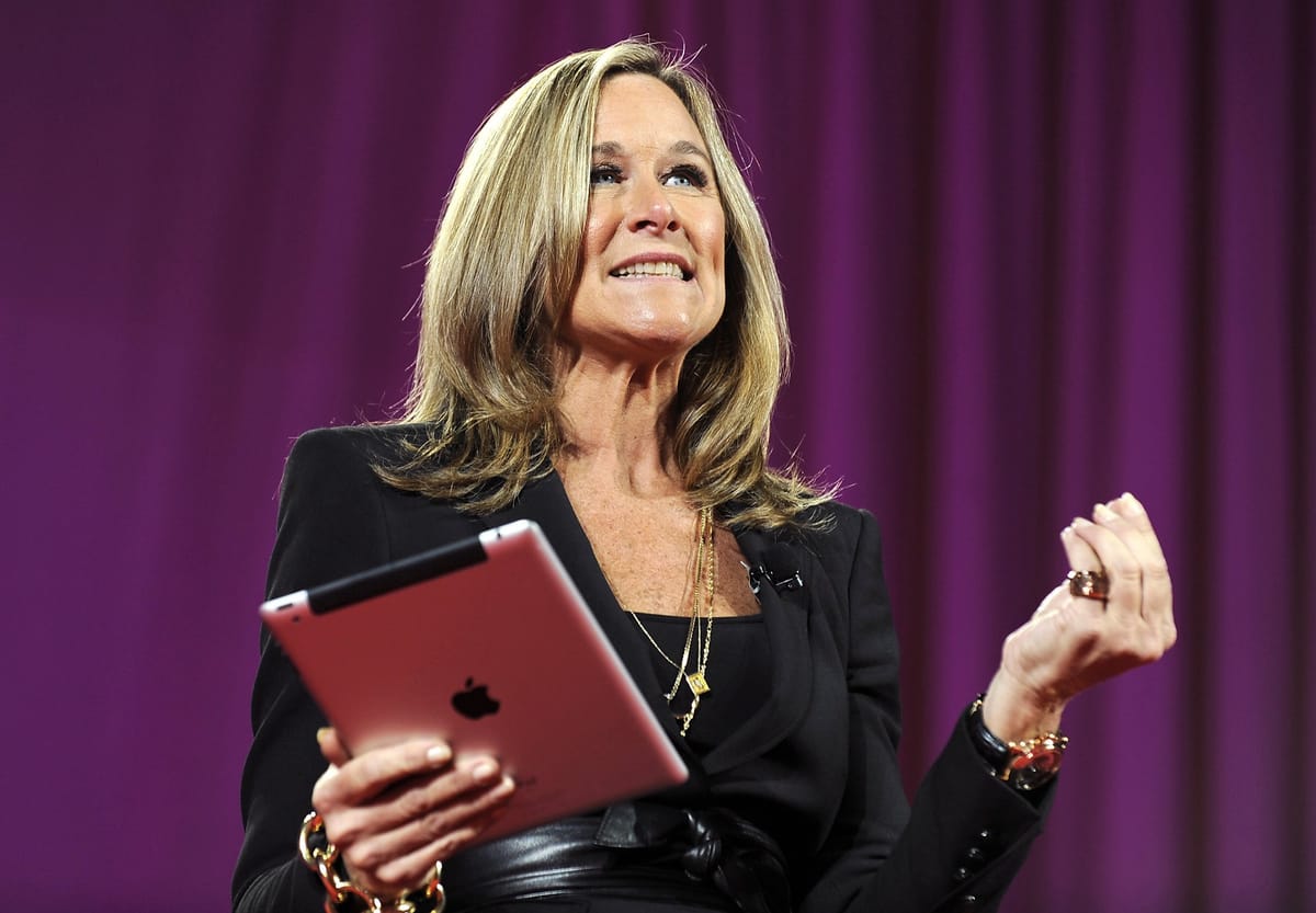 Angela Ahrendts, obchodná riaditeľka Apple, je najlepšie zarábajúcou ženou v USA