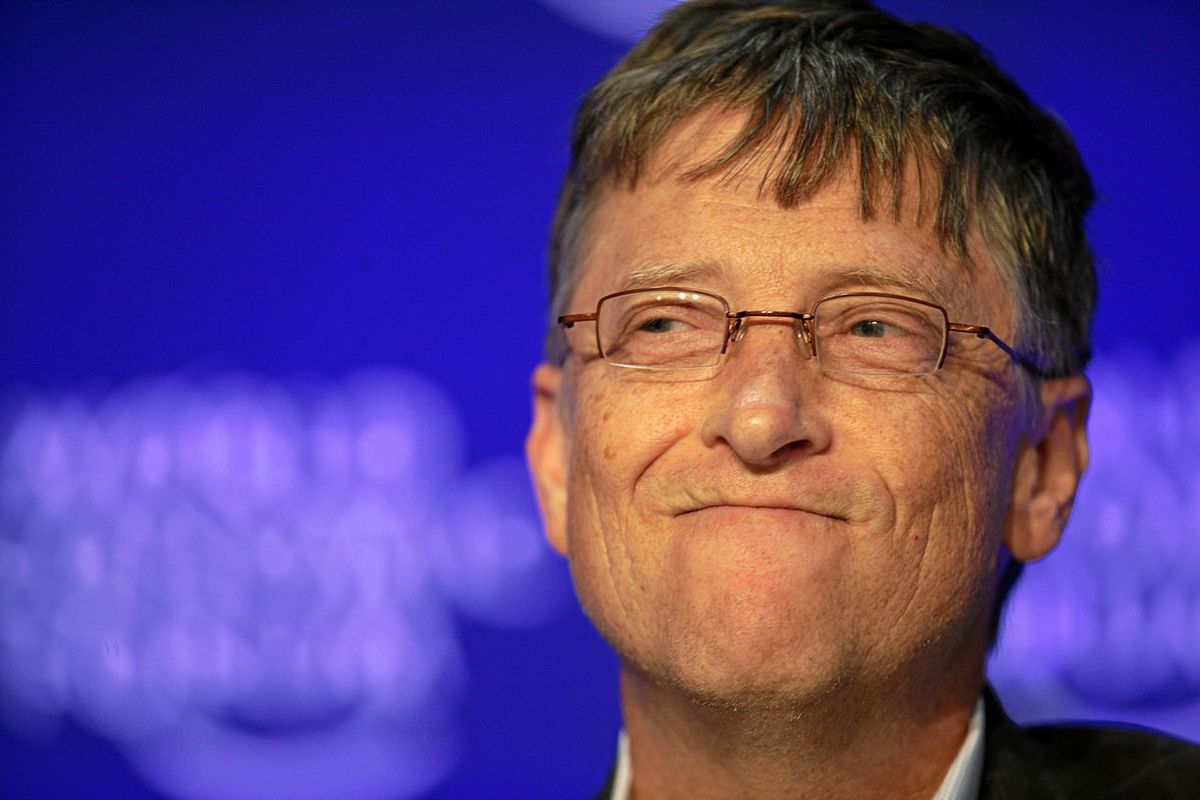 Bill Gates sa postavil proti Apple