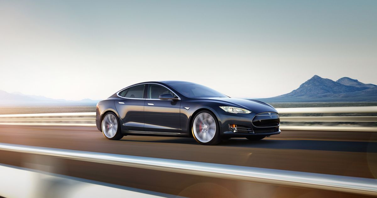 Tesla umožní skúseným používateľom za poplatok vylepšiť batériu
