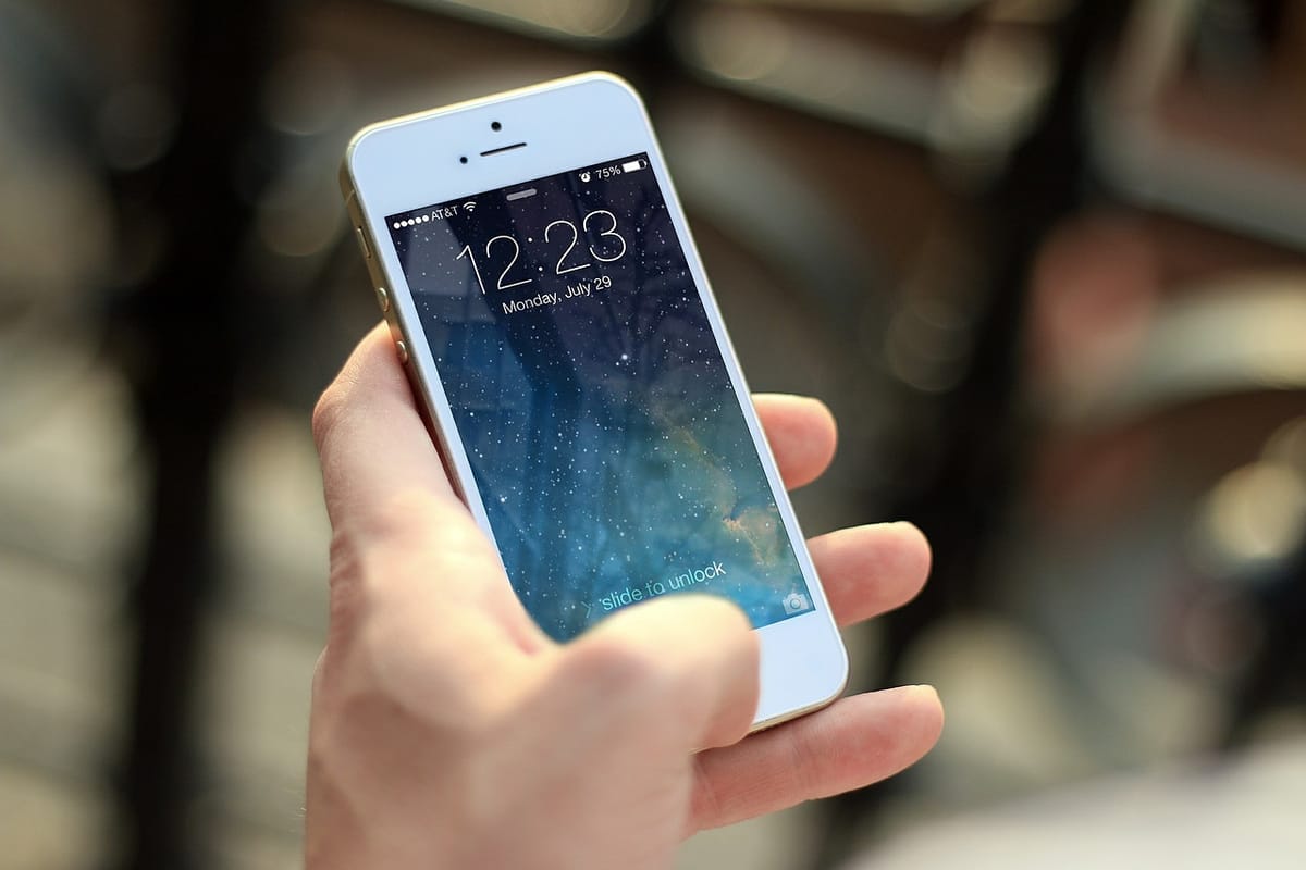 Unikli fotografie zobrazujúce iPhone 7, iPhone 7 Pro aj iPhone 7 Plus