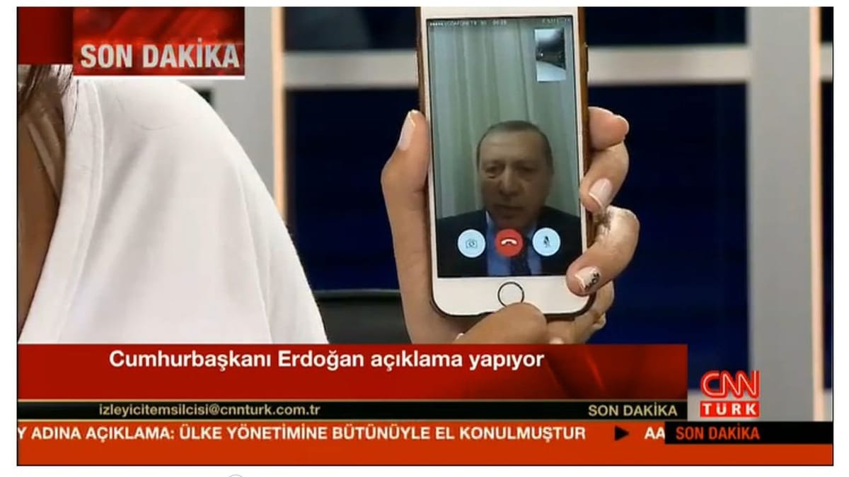 Turecký prezident prehovoril k národu počas prevratu cez FaceTime!