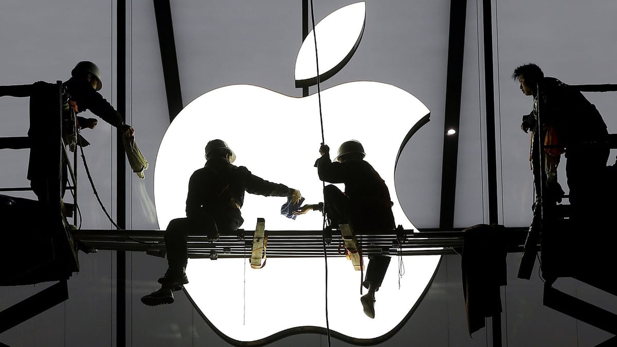 Priamo oproti sídlu Samsungu vyrastie nový Apple Store