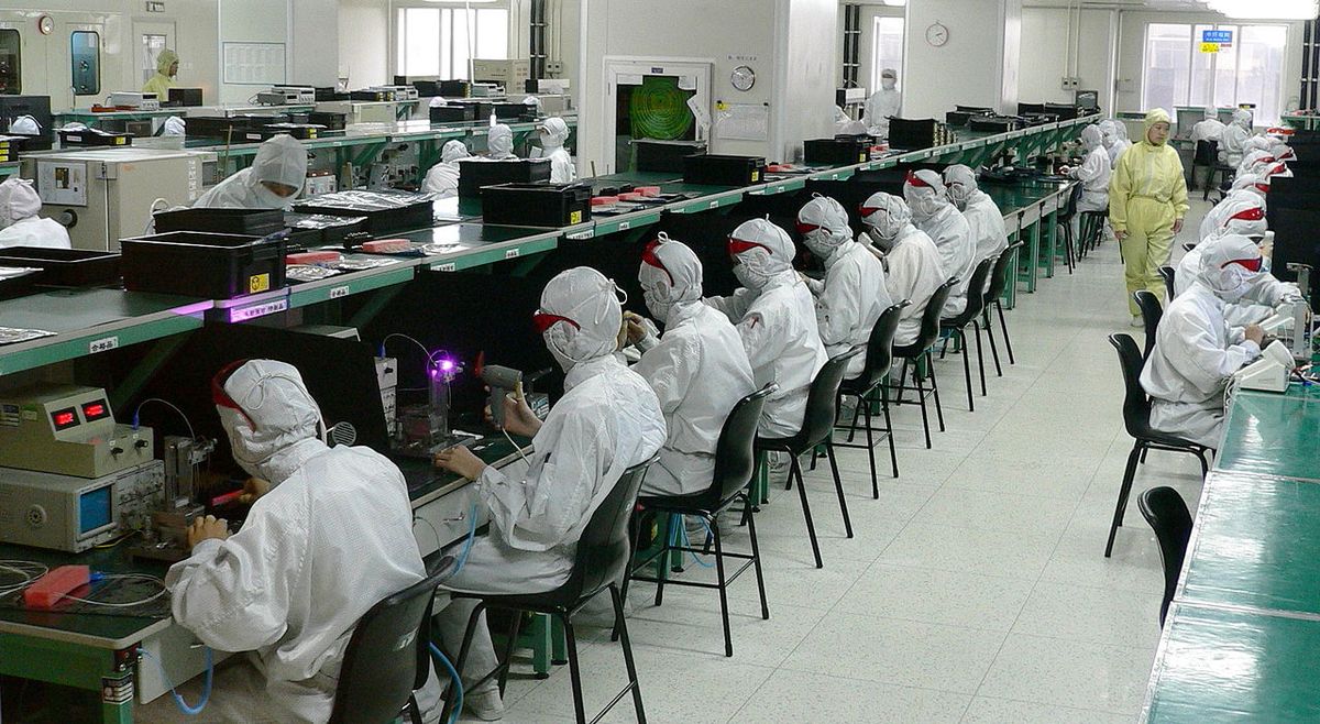 Apple prešetruje dva prípady úmrtia svojich taiwanských továrnikov