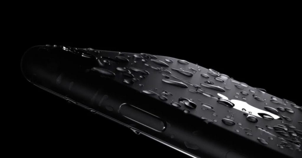 Vylepšená vodeodolnosť pre iPhone 8?