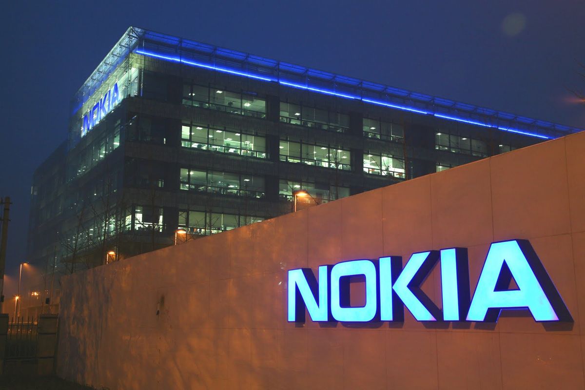 Apple zaplatil spoločnosti Nokia 2 miliardy dolárov v hotovosti za urovnanie patentového sporu
