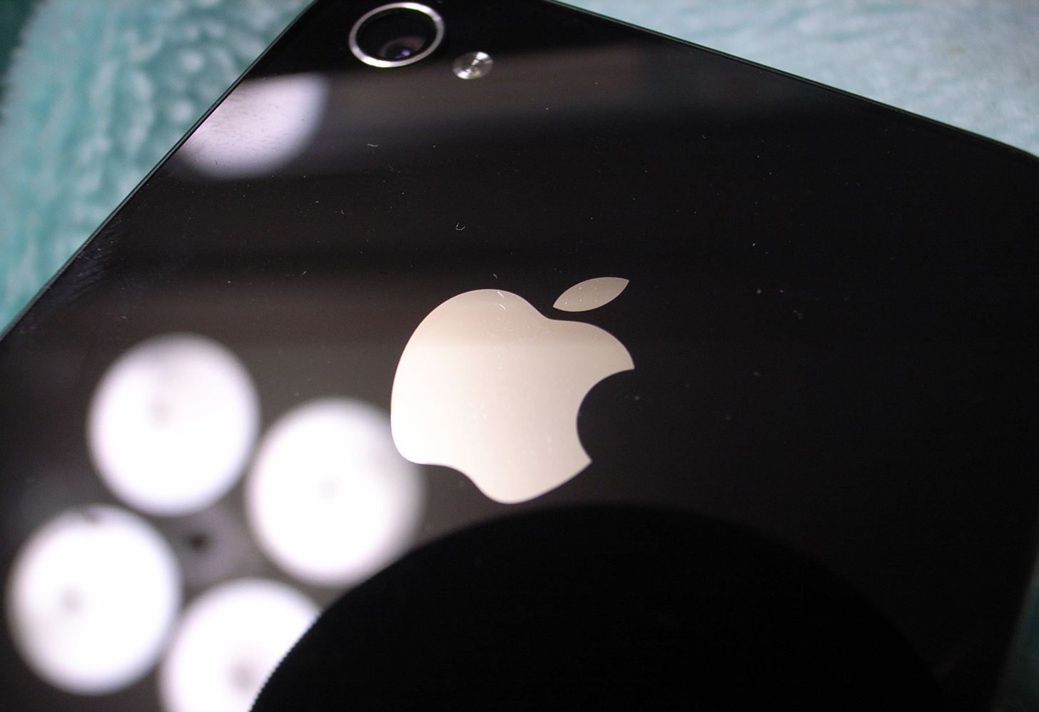 Firma Apple spustila testovaciu výrobu iPhonov