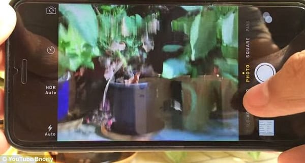 Apple spustil výmenný program fotoaparátu iPhone 6 Plus