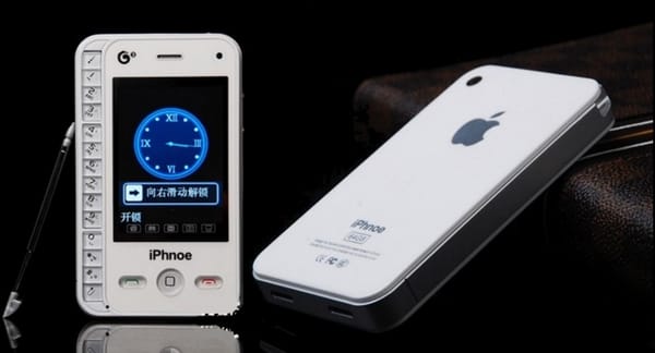 5 otrasných kópií iPhonov. Neuveríte, čo zasa výrobcovia vymysleli