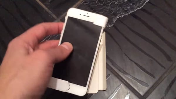 Tajné video zobrazujúce 4-palcový iPhone priamo z výroby