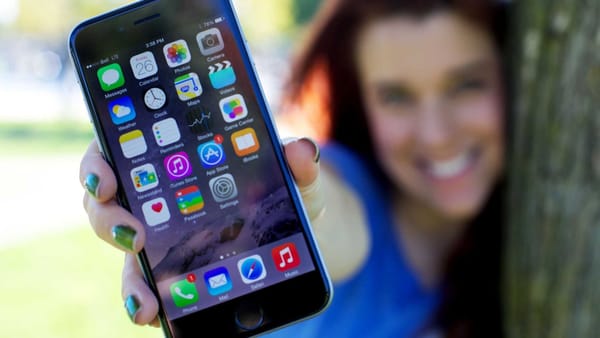 VIDEONÁVOD: Ako do seba vnoriť 2 priečinky vďaka chybe v iOS 9