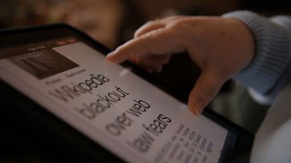 VIDEO: Firma Apple "zachránila" život nevidiacemu mladíkovi