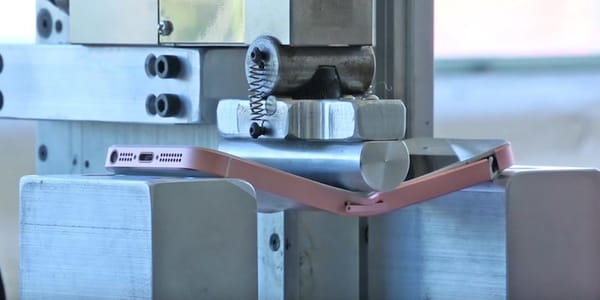 Je odolnejší iPhone SE alebo iPhone 6s?