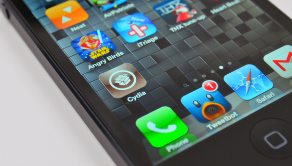 SemiRestore - nástroj na obnovenie iPhonu bez straty jailbreaku