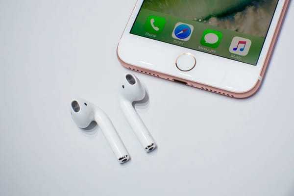 AirPods sú lacnejšie než ich konkurencia