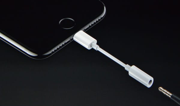 5 štandardov, ktoré firma Apple v minulosti odstránila, a naštvala tak zákazníkov