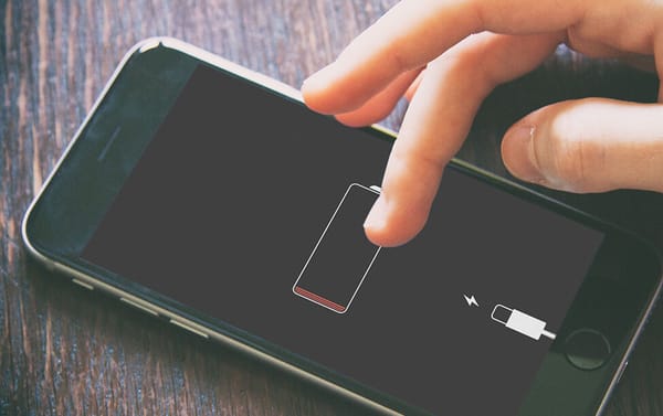 Ako spomaliť vybíjanie batérie na iPhone s iOS 10