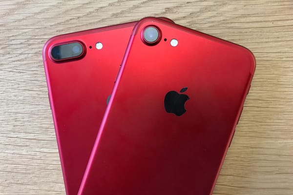 Prvý scratch test iPhone 7 RED. Čo všetko vydrží?