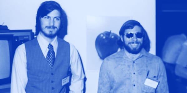 Nelegálny obchod Jobsa a Wozniaka, ktorý im takmer umožnil telefonovať s pápežom