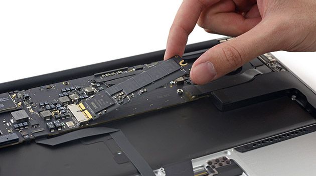 Apple zvažuje použitie nového SSD od Intelu