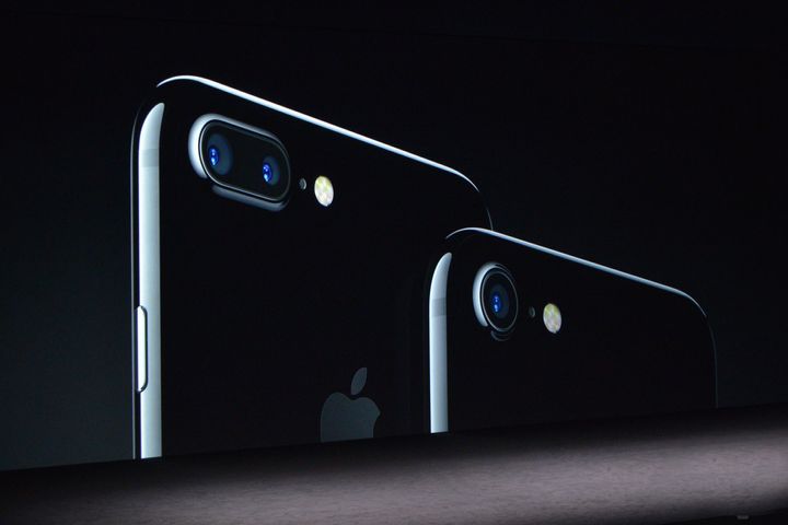 Spoločnosť Apple práve predstavila iPhone 7 a 7 Plus