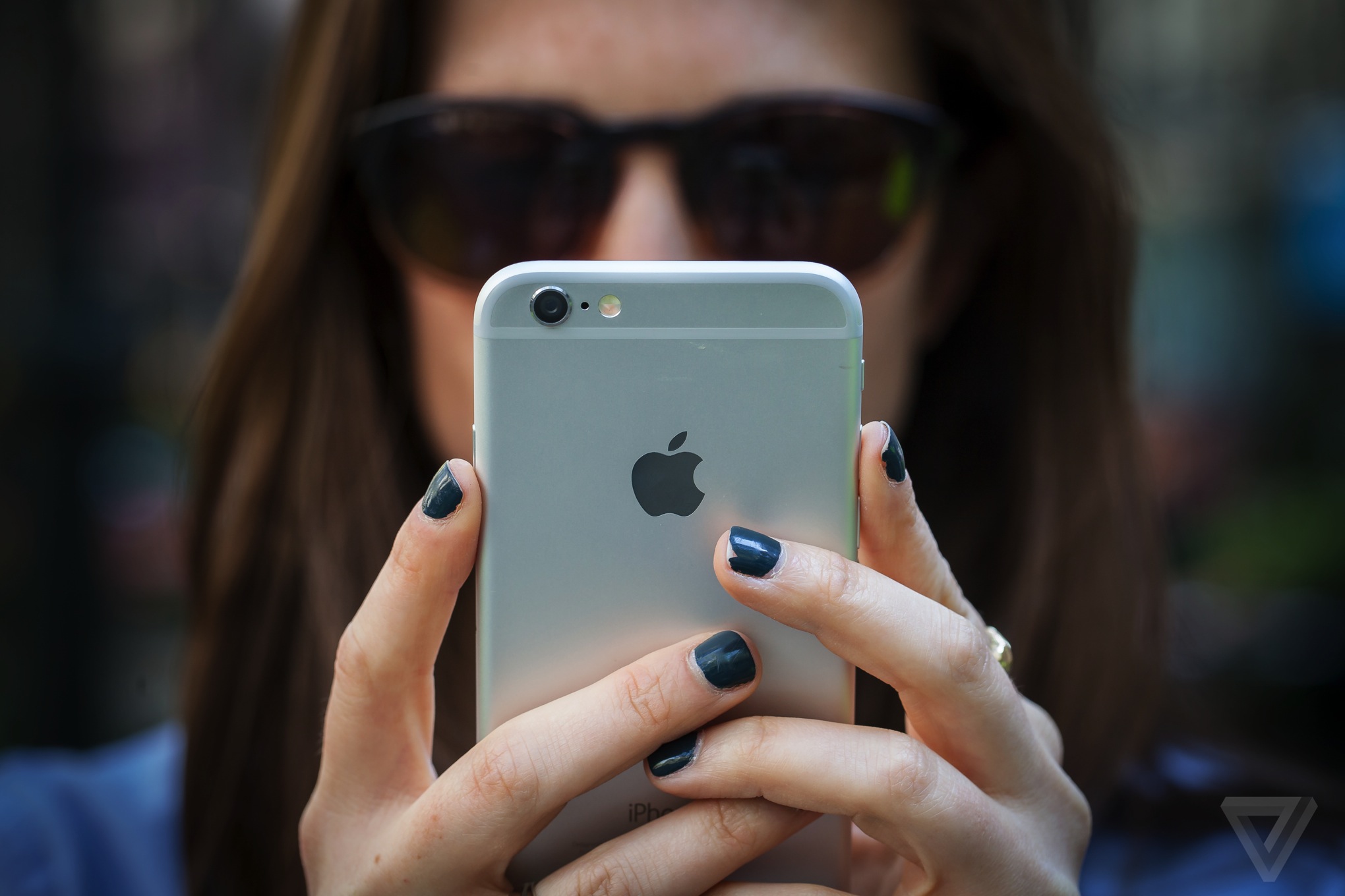 Apple začal predávať iPhone 6 v 32GB verzii. Avšak len v Anglicku