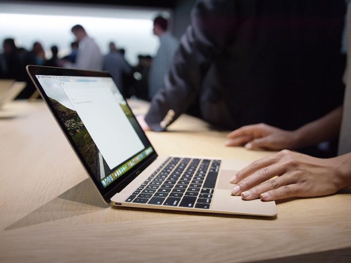 Apple dal STOPku výmene starých MacBookov za novšie